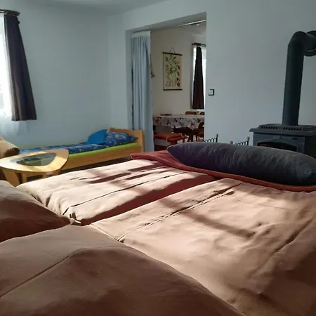 Daire Apartman Bystre Bystré